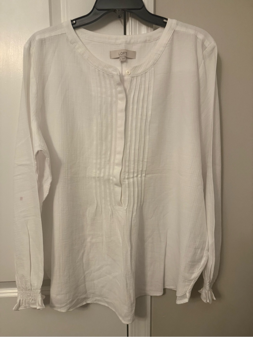 LOFT White Pintuck Peasant Blouse
